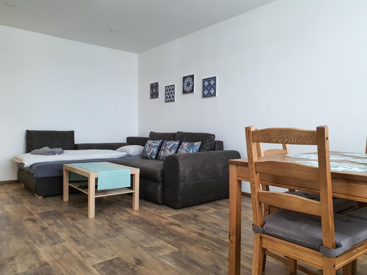 Apartmany Schmiedeberg U Klinovce Kovarska ภายนอก รูปภาพ